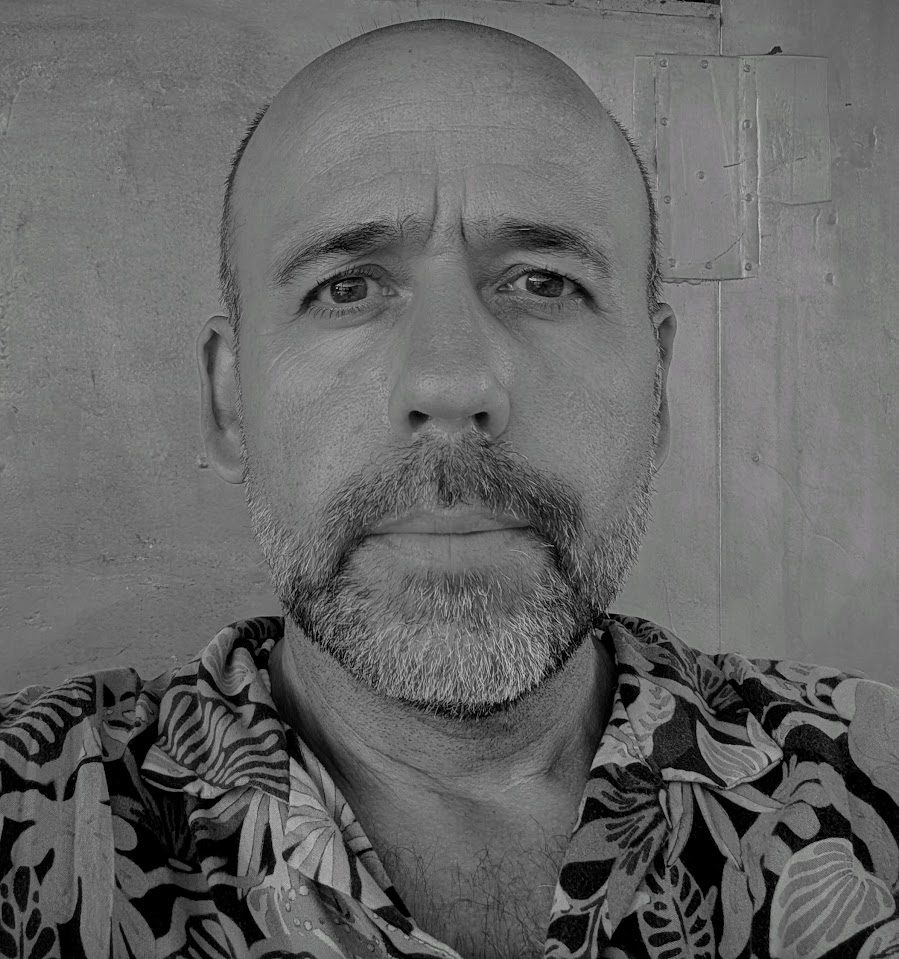 Dirk Michael Hennrich